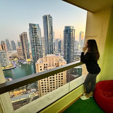 Berloga Capsule Jbr Vandrarhem Dubai Exteriör bild